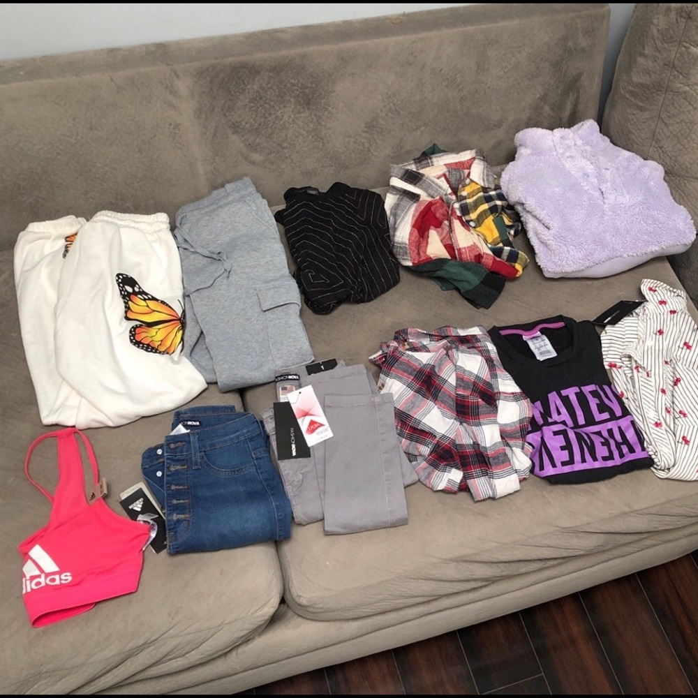 Women’s clothing bundle size xs